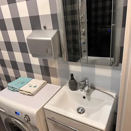 Apartment Comfort Studio - Close To Center *